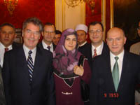 الرئيس النمساوي يتوسط أبناء الهيئة الدينية الإسلامية الرسمية في النمسا